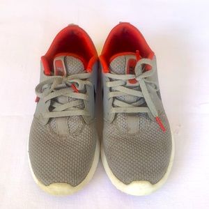 ⛳️ 👟 Boys NIKE golf shoes 👟 ⛳️